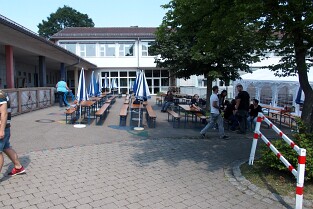 P8226559